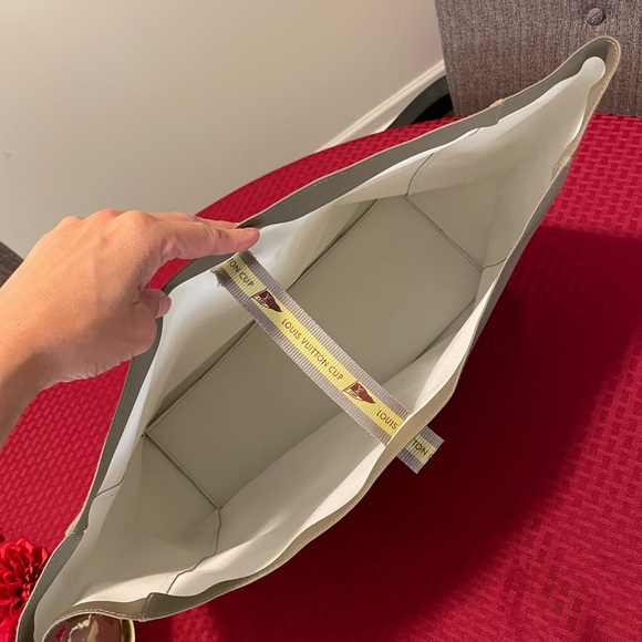 Authentic Louis Vuitton World Cup Pouch - Picture 8 of 10